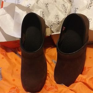 Sanita clogs crocs nursing shoe